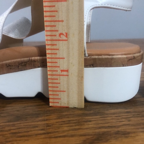 Nine West sandals - Picture 6 of 6